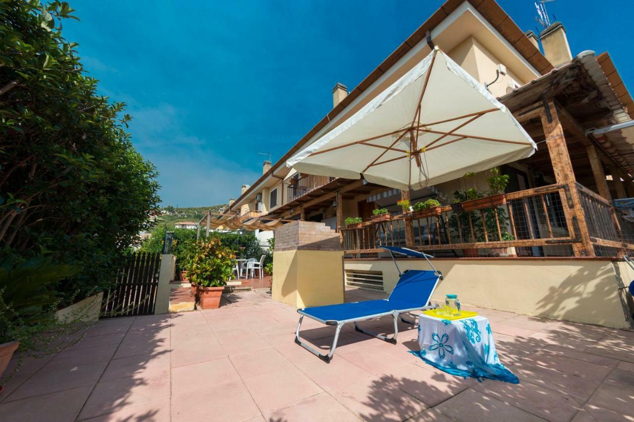 Bed & Breakfast Hotel California Terracina Exterior foto